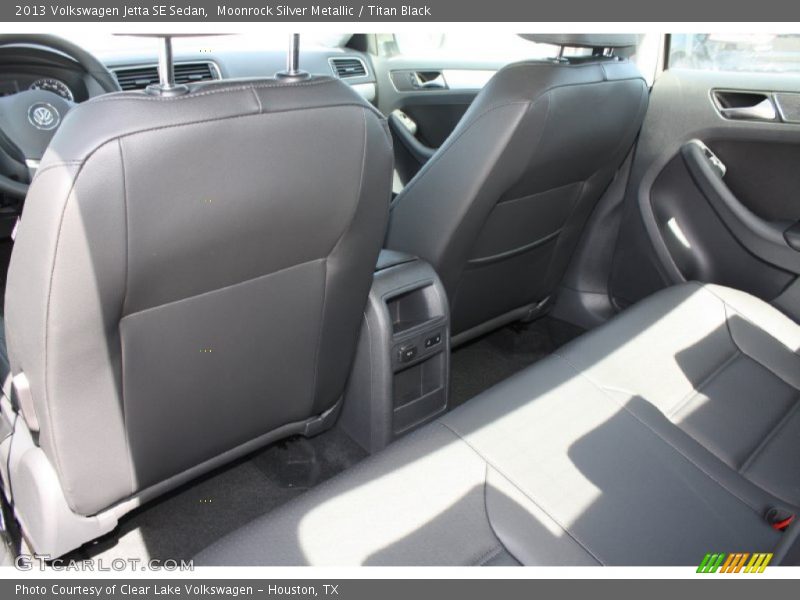 Moonrock Silver Metallic / Titan Black 2013 Volkswagen Jetta SE Sedan
