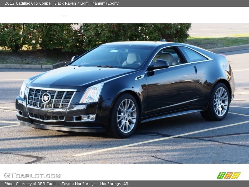 Front 3/4 View of 2013 CTS Coupe