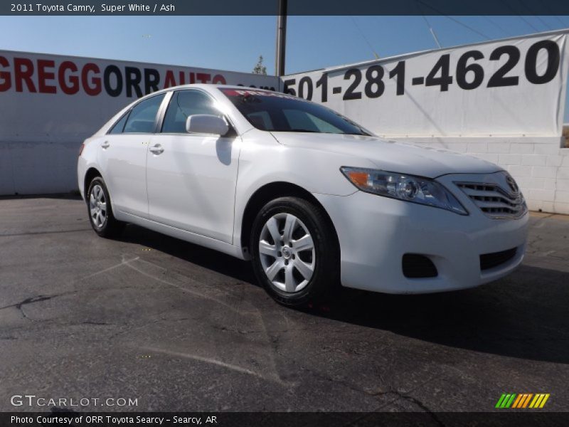 Super White / Ash 2011 Toyota Camry