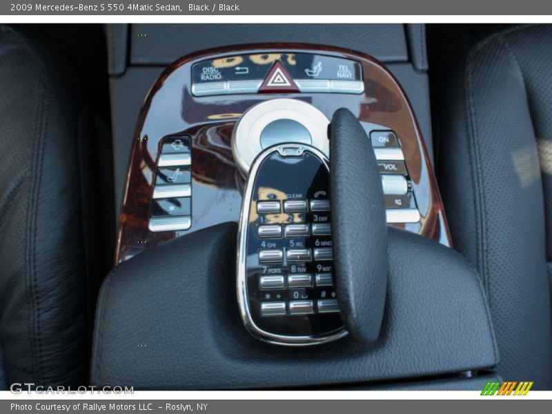 Black / Black 2009 Mercedes-Benz S 550 4Matic Sedan