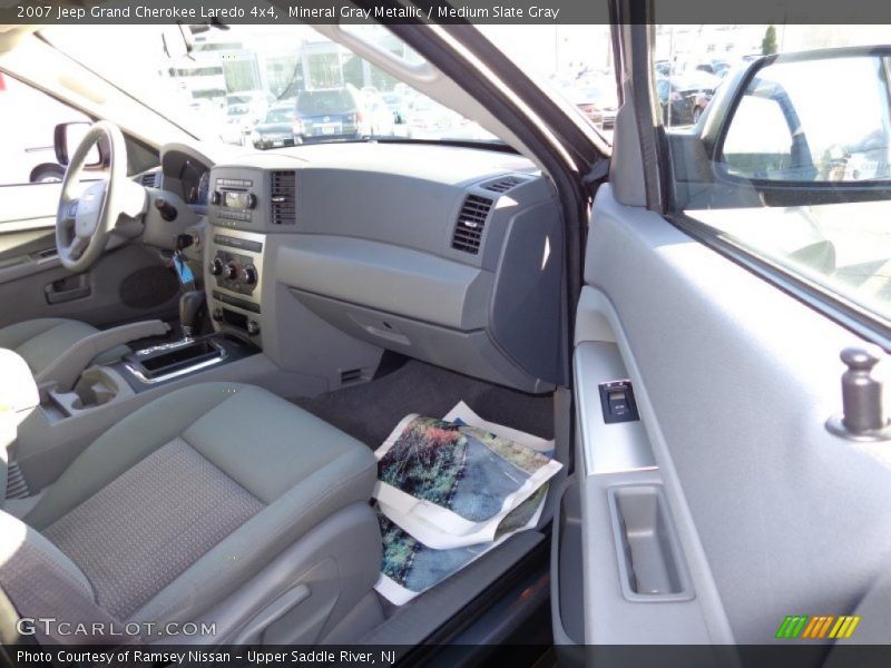 Mineral Gray Metallic / Medium Slate Gray 2007 Jeep Grand Cherokee Laredo 4x4