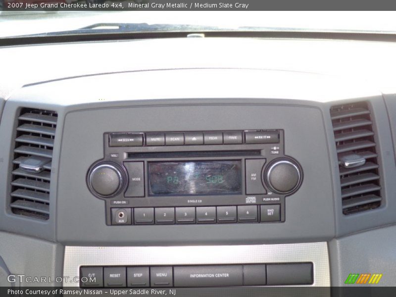 Mineral Gray Metallic / Medium Slate Gray 2007 Jeep Grand Cherokee Laredo 4x4