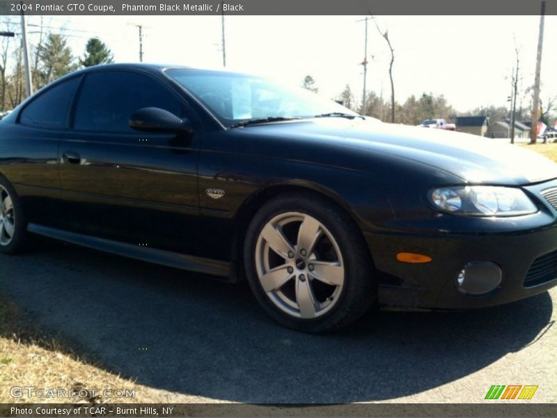 Phantom Black Metallic / Black 2004 Pontiac GTO Coupe