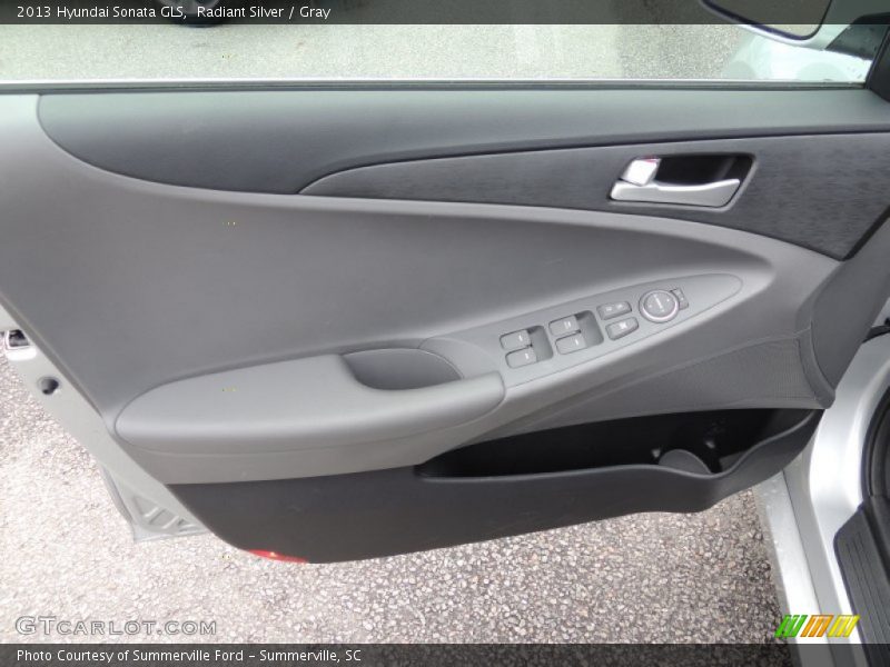 Radiant Silver / Gray 2013 Hyundai Sonata GLS