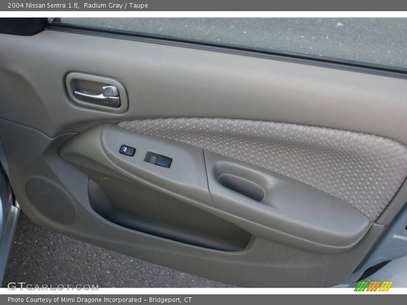 Radium Gray / Taupe 2004 Nissan Sentra 1.8