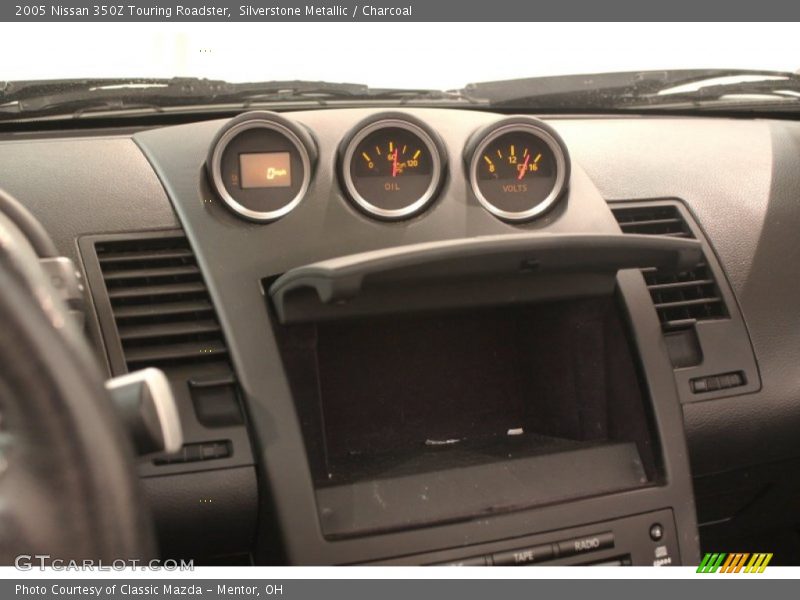 Silverstone Metallic / Charcoal 2005 Nissan 350Z Touring Roadster