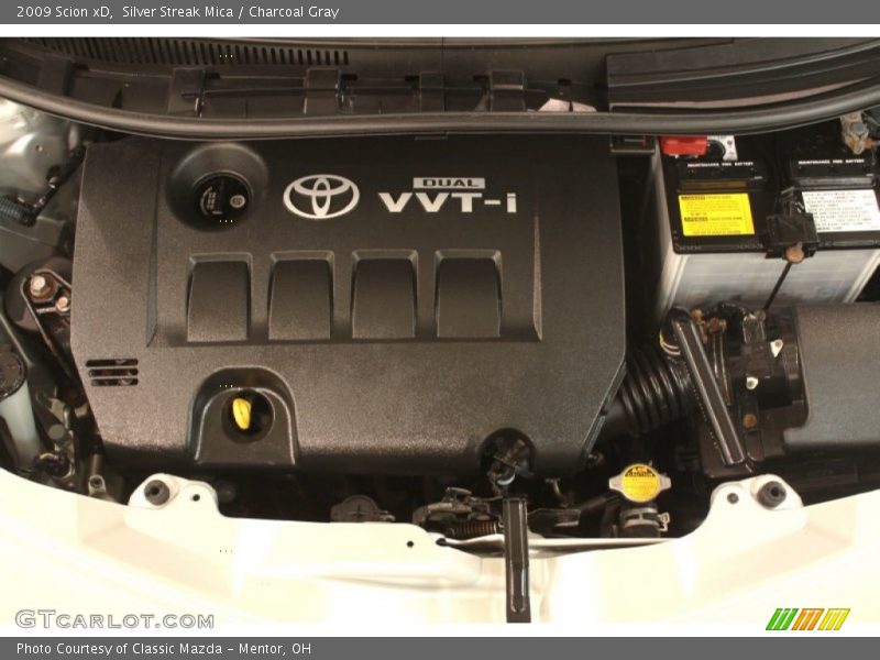 Silver Streak Mica / Charcoal Gray 2009 Scion xD