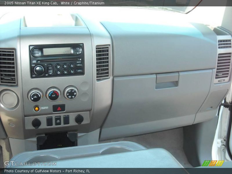 White / Graphite/Titanium 2005 Nissan Titan XE King Cab