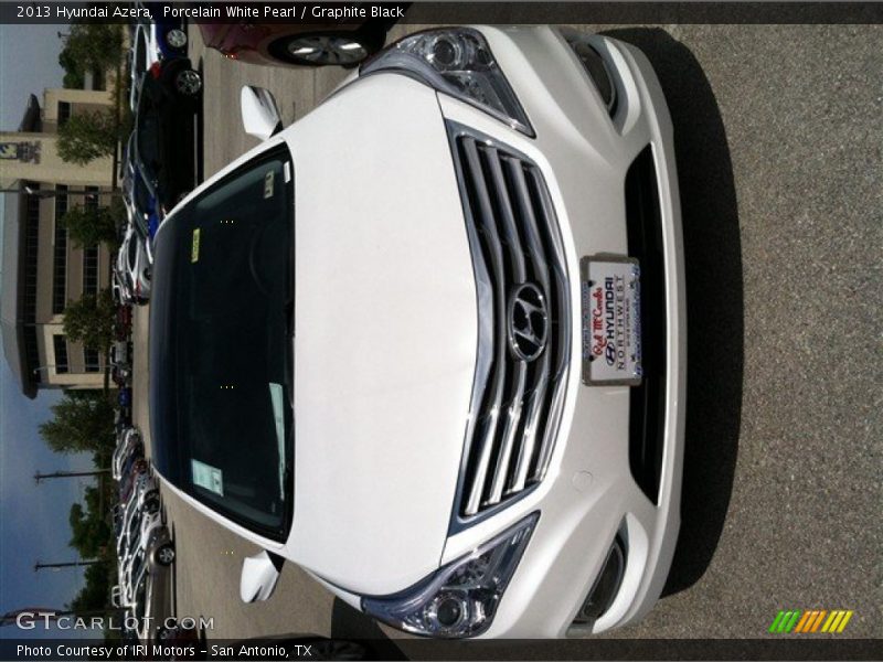 Porcelain White Pearl / Graphite Black 2013 Hyundai Azera