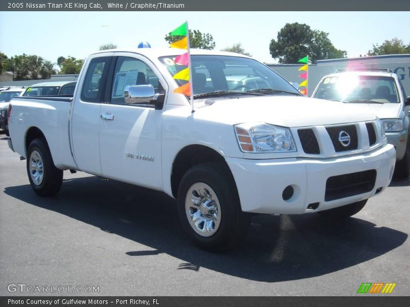 White / Graphite/Titanium 2005 Nissan Titan XE King Cab