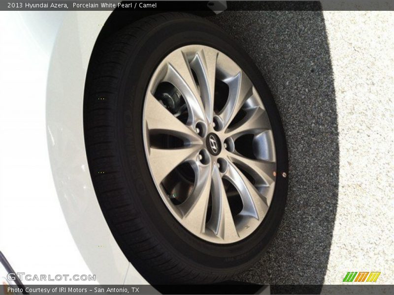 Porcelain White Pearl / Camel 2013 Hyundai Azera