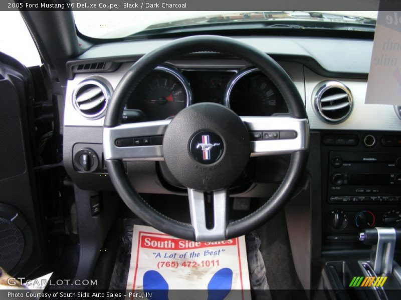Black / Dark Charcoal 2005 Ford Mustang V6 Deluxe Coupe