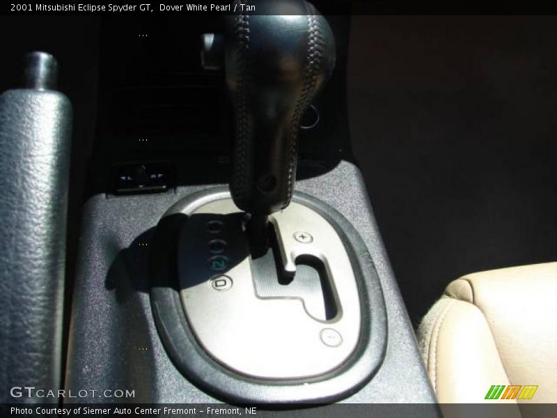 Dover White Pearl / Tan 2001 Mitsubishi Eclipse Spyder GT