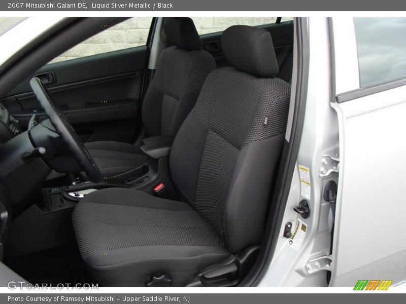 Liquid Silver Metallic / Black 2007 Mitsubishi Galant DE