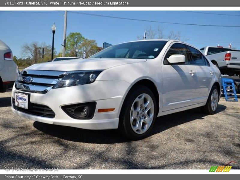 White Platinum Tri-Coat / Medium Light Stone 2011 Ford Fusion SE V6