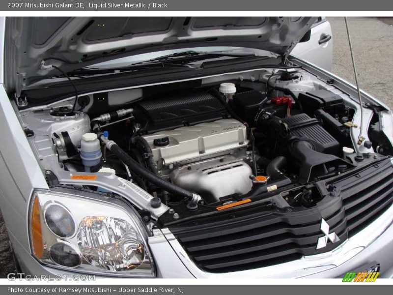 Liquid Silver Metallic / Black 2007 Mitsubishi Galant DE