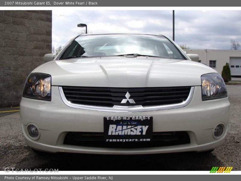 Dover White Pearl / Black 2007 Mitsubishi Galant ES