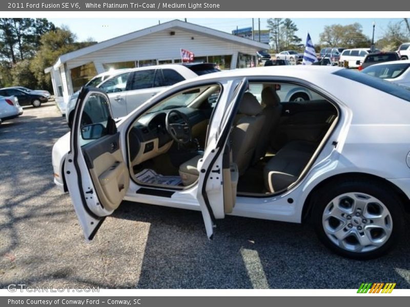 White Platinum Tri-Coat / Medium Light Stone 2011 Ford Fusion SE V6