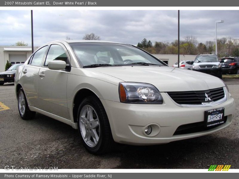 Dover White Pearl / Black 2007 Mitsubishi Galant ES
