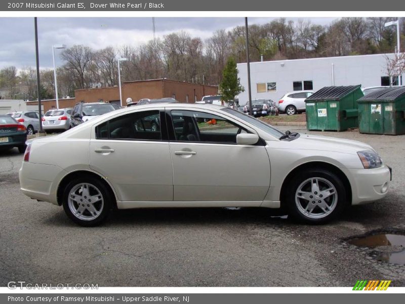 Dover White Pearl / Black 2007 Mitsubishi Galant ES