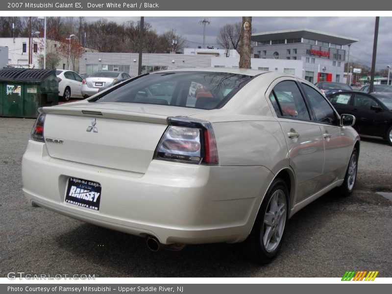 Dover White Pearl / Black 2007 Mitsubishi Galant ES