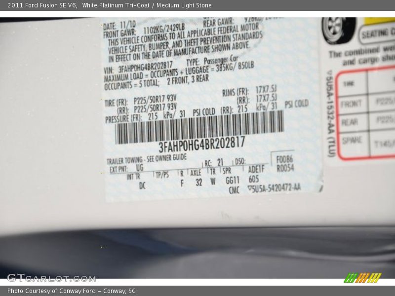 White Platinum Tri-Coat / Medium Light Stone 2011 Ford Fusion SE V6