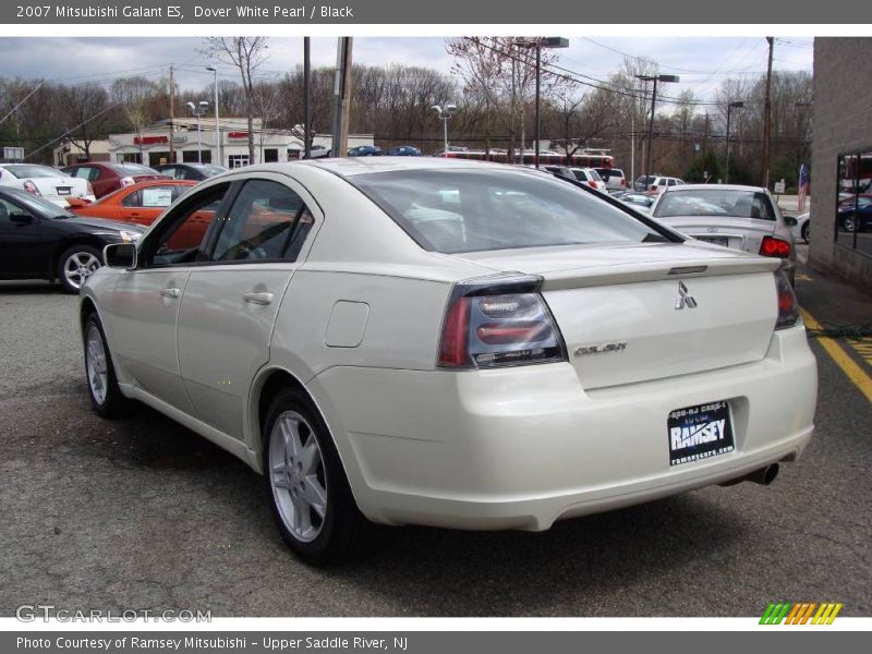 Dover White Pearl / Black 2007 Mitsubishi Galant ES