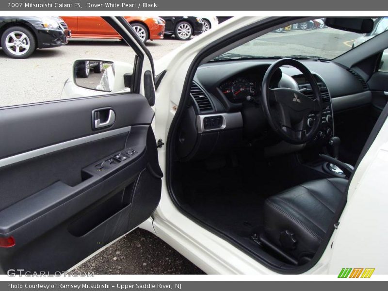 Dover White Pearl / Black 2007 Mitsubishi Galant ES