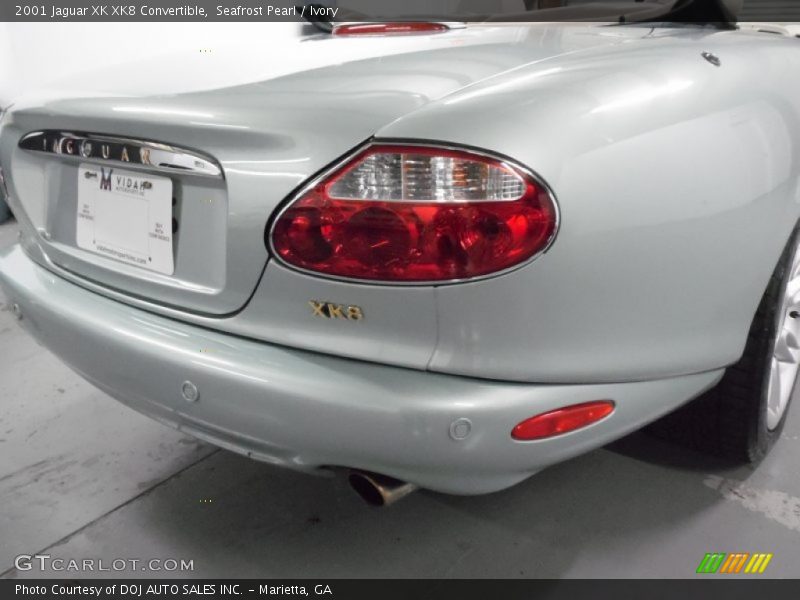 Seafrost Pearl / Ivory 2001 Jaguar XK XK8 Convertible