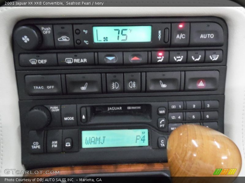 Seafrost Pearl / Ivory 2001 Jaguar XK XK8 Convertible