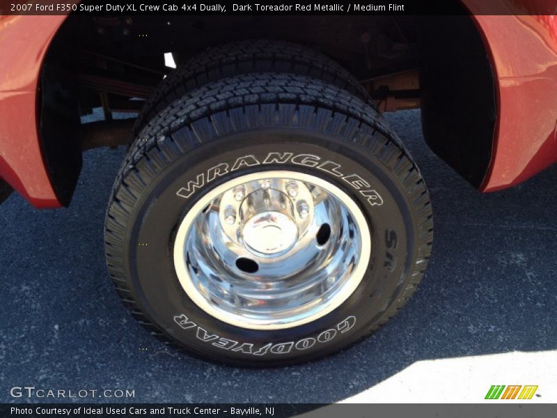  2007 F350 Super Duty XL Crew Cab 4x4 Dually Wheel