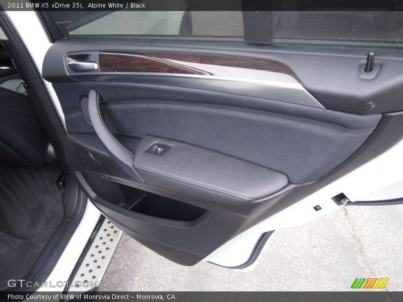 Alpine White / Black 2011 BMW X5 xDrive 35i