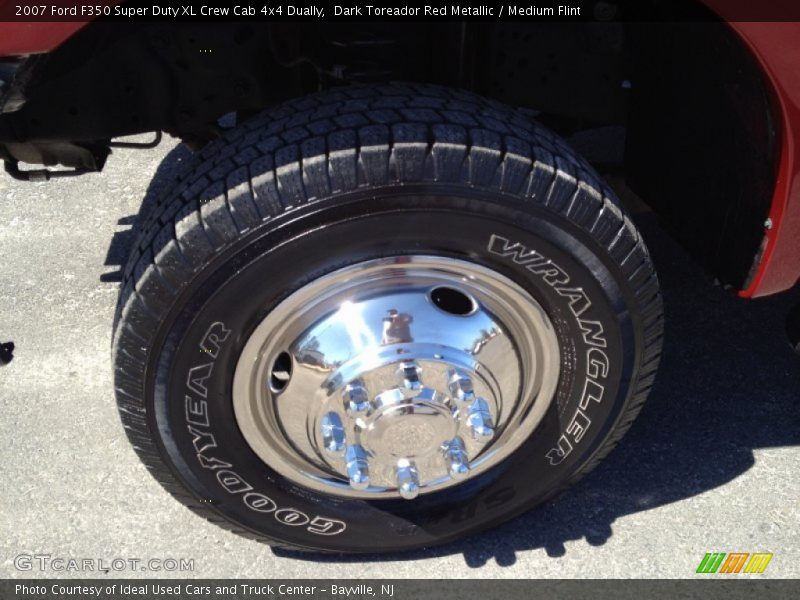  2007 F350 Super Duty XL Crew Cab 4x4 Dually Wheel