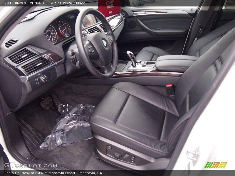 Alpine White / Black 2011 BMW X5 xDrive 35i