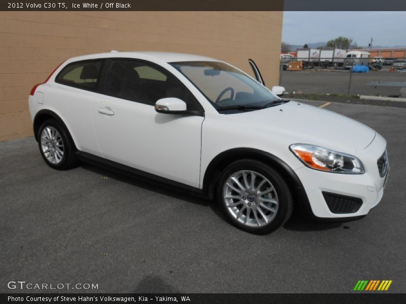 Ice White / Off Black 2012 Volvo C30 T5