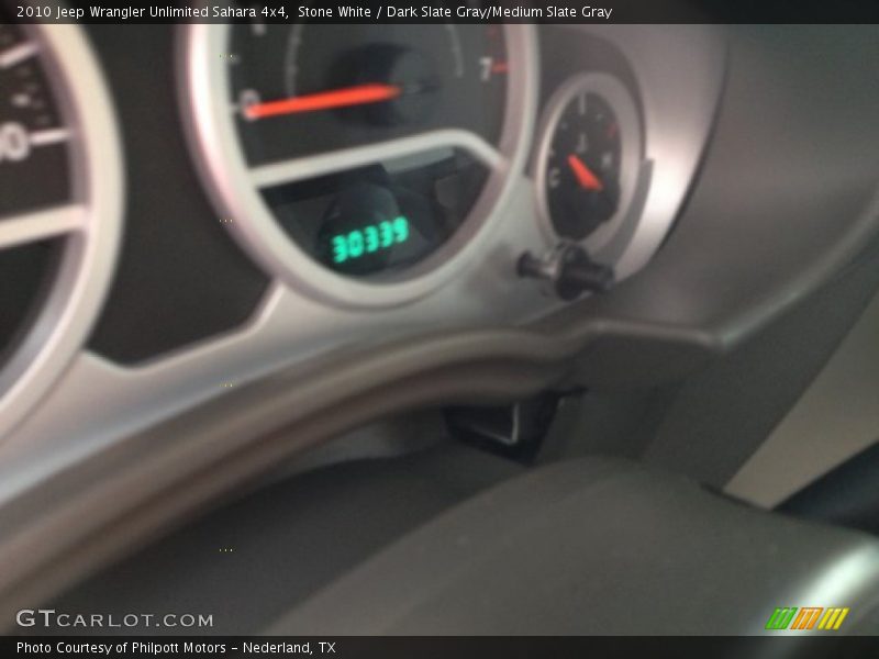 Stone White / Dark Slate Gray/Medium Slate Gray 2010 Jeep Wrangler Unlimited Sahara 4x4