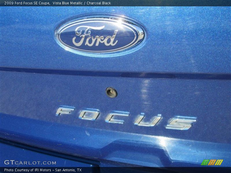 Vista Blue Metallic / Charcoal Black 2009 Ford Focus SE Coupe