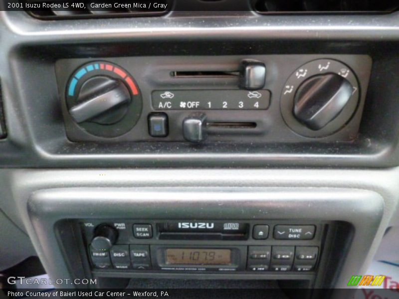Controls of 2001 Rodeo LS 4WD