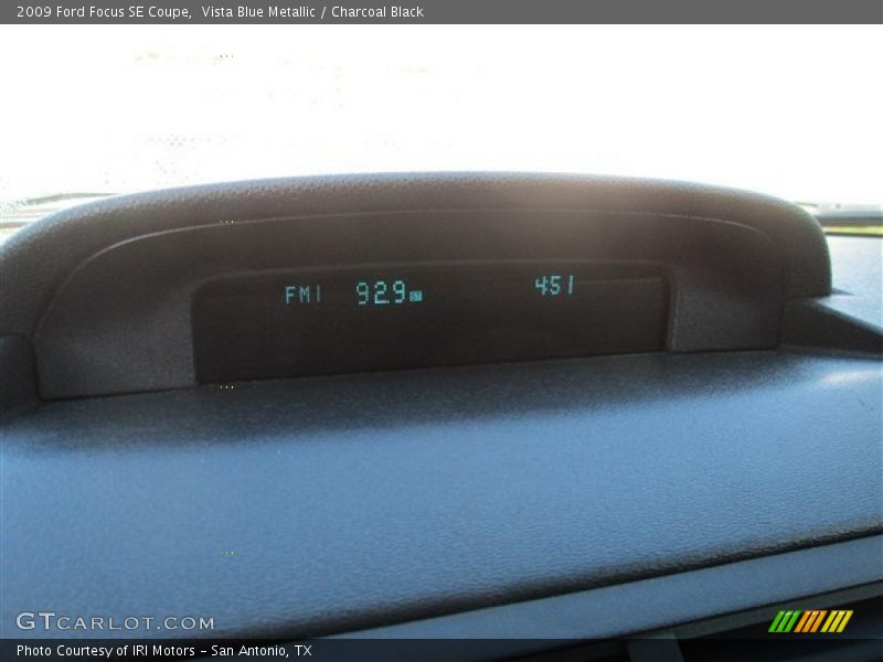 Vista Blue Metallic / Charcoal Black 2009 Ford Focus SE Coupe