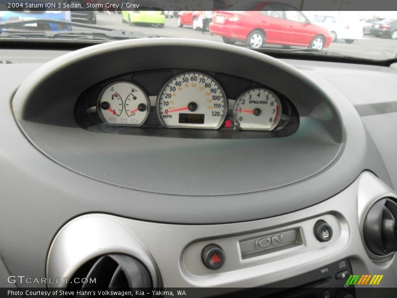  2004 ION 3 Sedan 3 Sedan Gauges