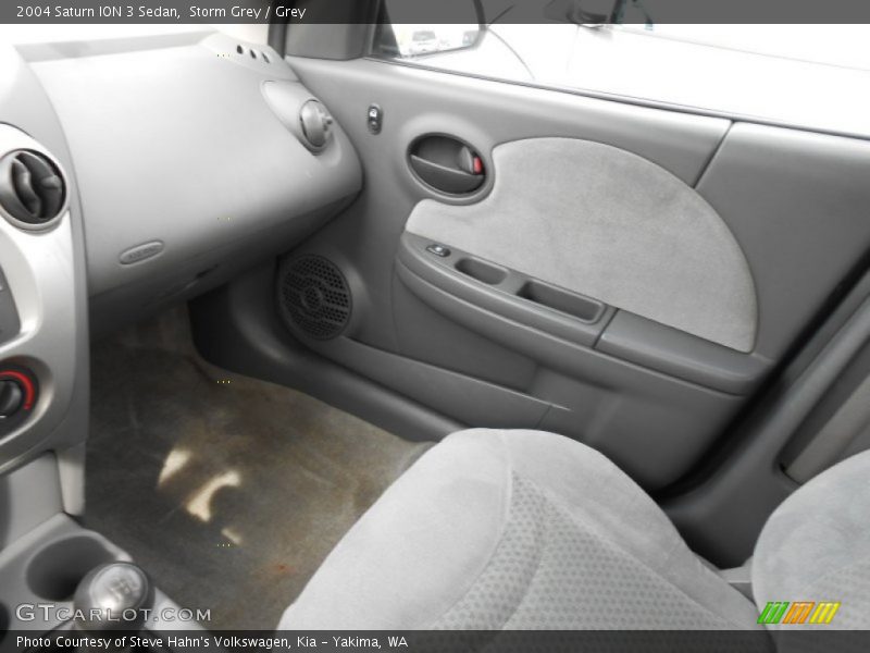 Door Panel of 2004 ION 3 Sedan