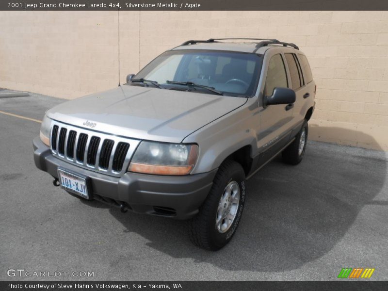 Silverstone Metallic / Agate 2001 Jeep Grand Cherokee Laredo 4x4