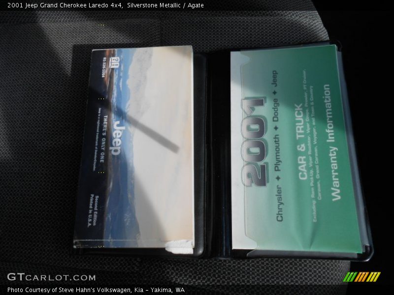 Silverstone Metallic / Agate 2001 Jeep Grand Cherokee Laredo 4x4
