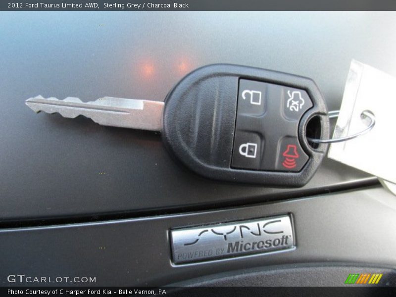 Keys of 2012 Taurus Limited AWD