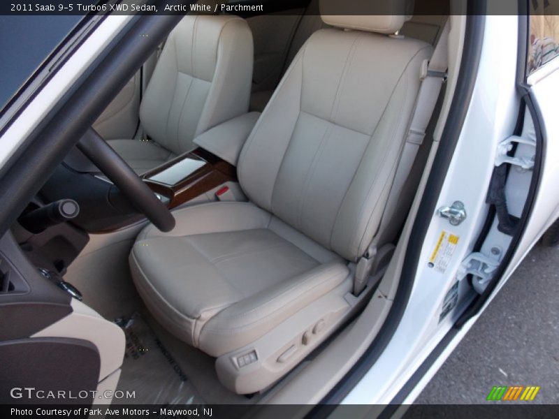 Front Seat of 2011 9-5 Turbo6 XWD Sedan