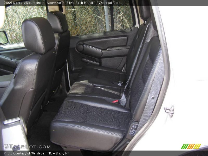 Silver Birch Metallic / Charcoal Black 2006 Mercury Mountaineer Luxury AWD