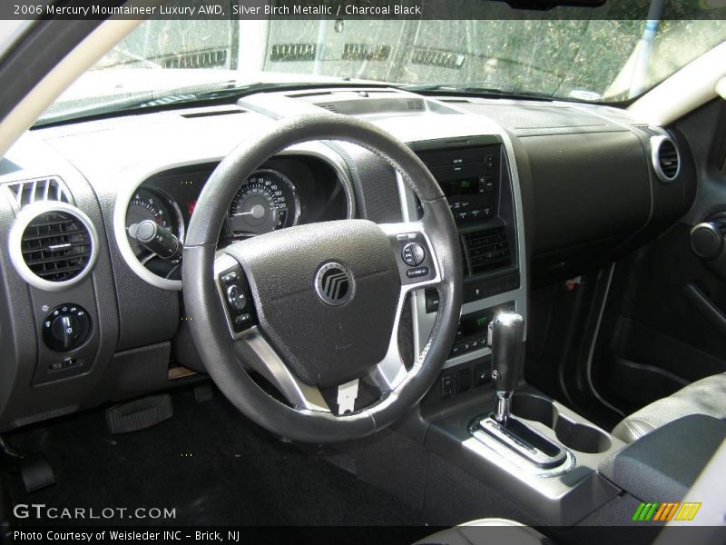 Silver Birch Metallic / Charcoal Black 2006 Mercury Mountaineer Luxury AWD