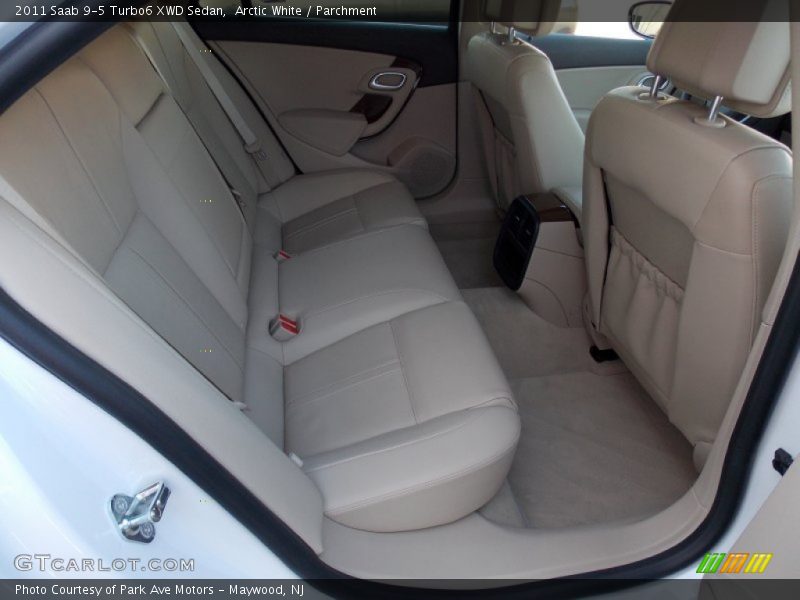 Arctic White / Parchment 2011 Saab 9-5 Turbo6 XWD Sedan
