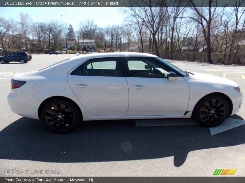 Arctic White / Jet Black 2011 Saab 9-5 Turbo4 Premium Sedan