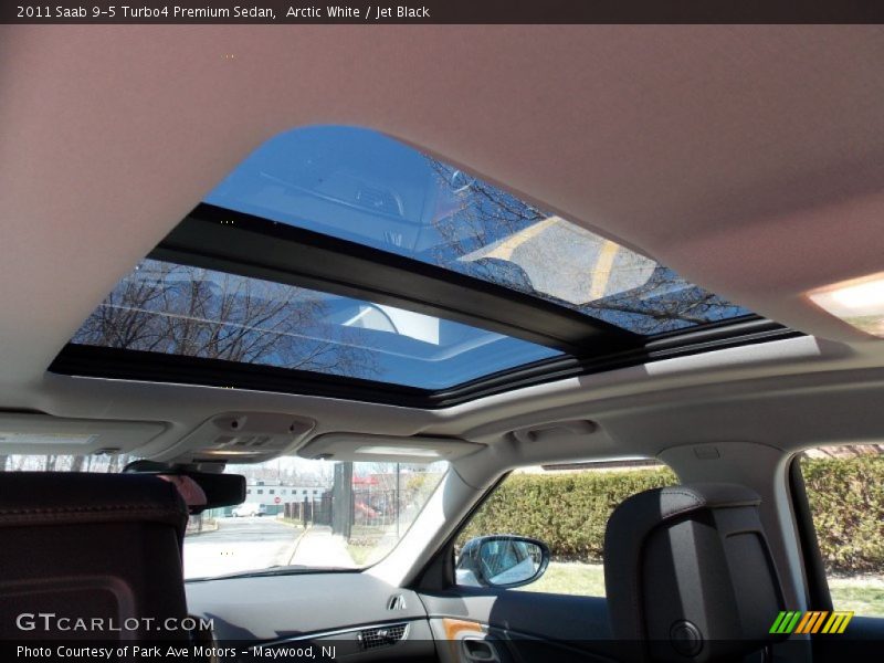 Sunroof of 2011 9-5 Turbo4 Premium Sedan